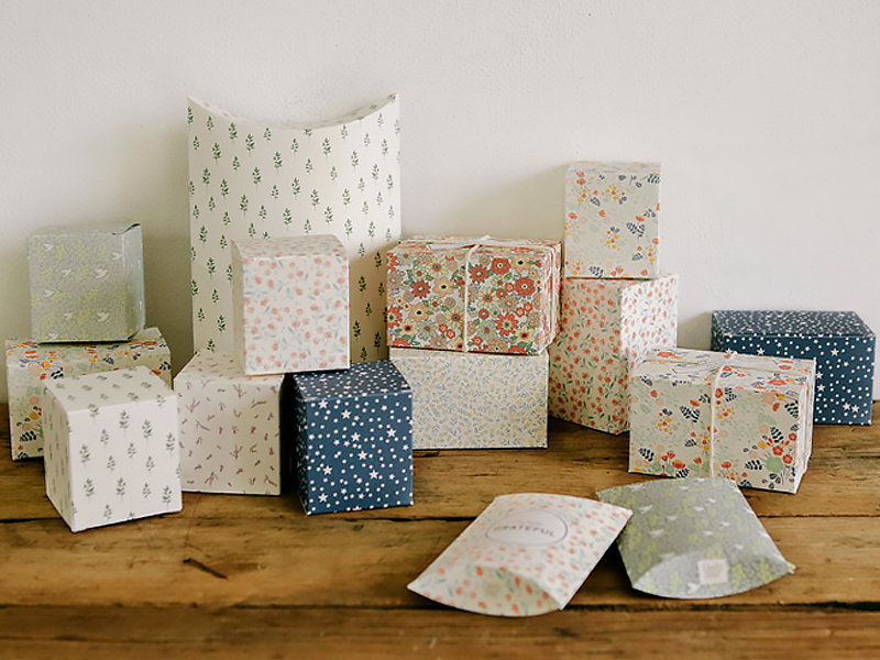Packaging items. Pillow Box. Pillow коробка до эко. PERFECTTABLES Pillow Box. Бокс подушка для дома.